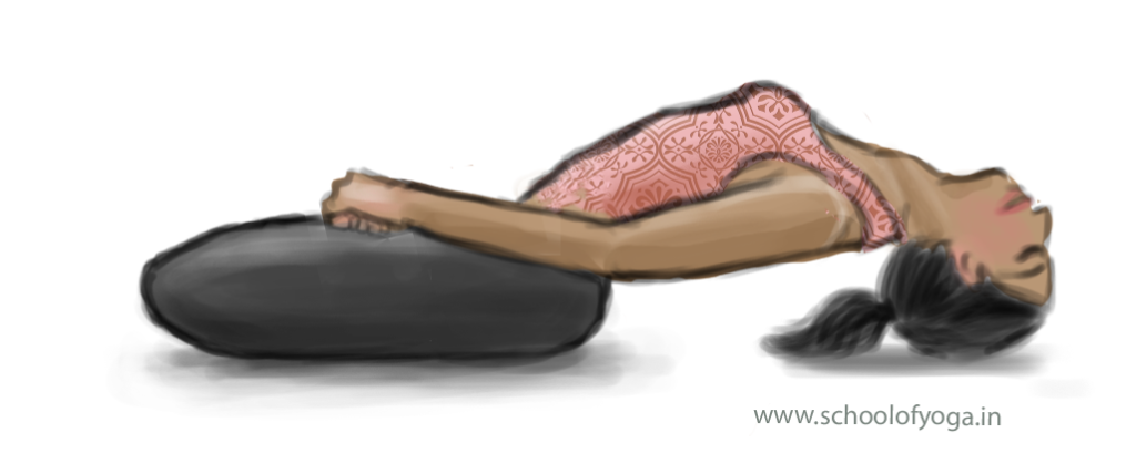 Matsyāsana: Technique and benefits of the fish pose: Image 1