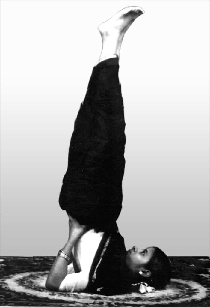 Simple ideas for an effective āsana practice - Image 1 : Smt. Sarada Krishnan demonstrating the perfect Sarvangasana in 1950's